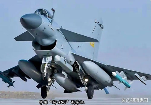 تتمتع المقاتلة الصينية J-10C 